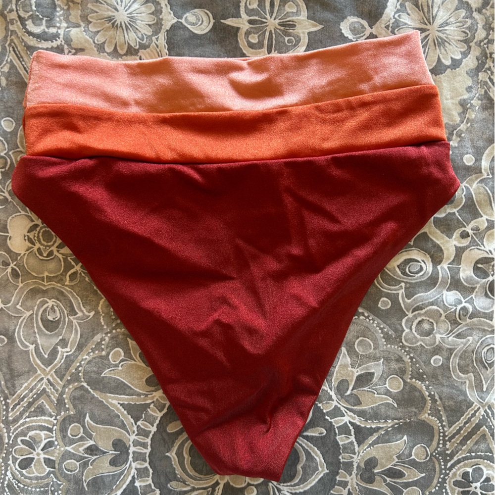 Beach Riot Two Piece Bikini - Color block Swimsuit - Picture 3 of 6